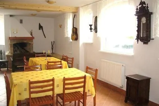 Guest house Akurat *